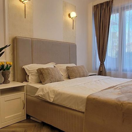 Luxury Mansion Apartment Bucharest Luaran gambar