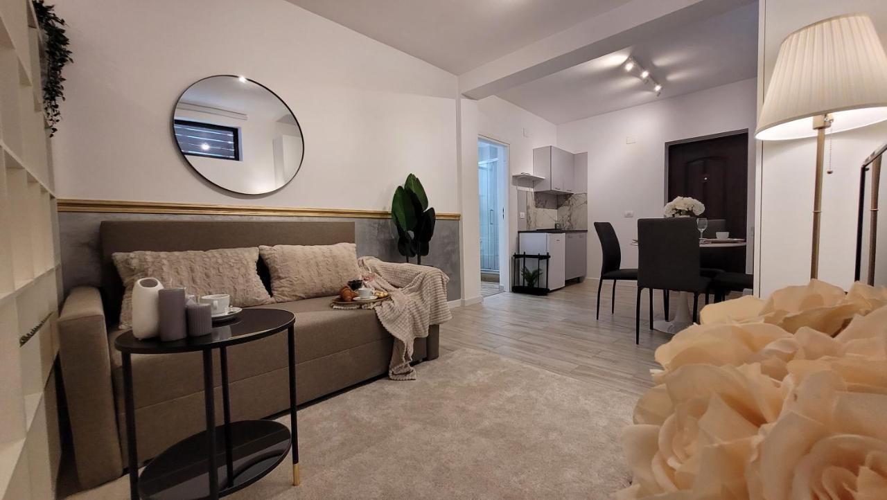 Luxury Mansion Apartment Bucharest Luaran gambar